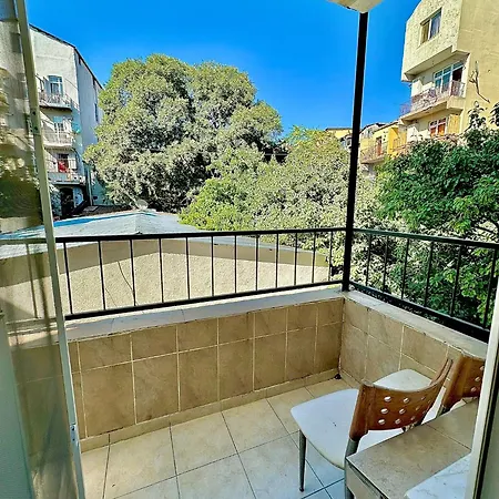 Golden Anova Pera Taksim Hotel 3*
