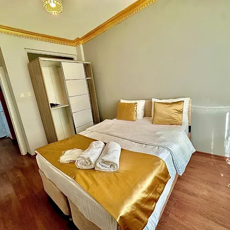 Golden Anova Pera Taksim Hotel 3*