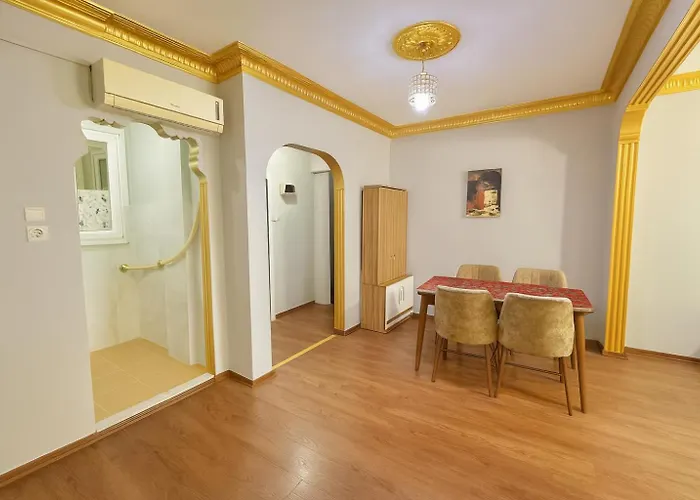 Golden La Vista Boutique Hotell